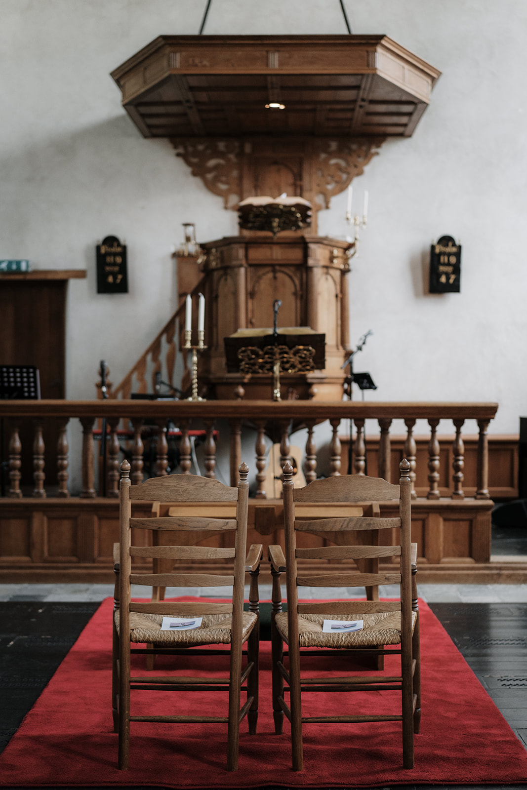 Kansel en interieur van de kerk van Giessen-Oudekerk